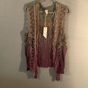 Gimmicks by BKE Crochet Green/Purple with Black Floral Print Vest Size S